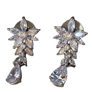 Elegant Silver Floral Drop Pierced Earrings